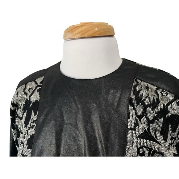 Vintage 80s Faux Leather Metallic Whimsigoth Big Shoulder Dolman Top Women's S - Picture 4 of 9